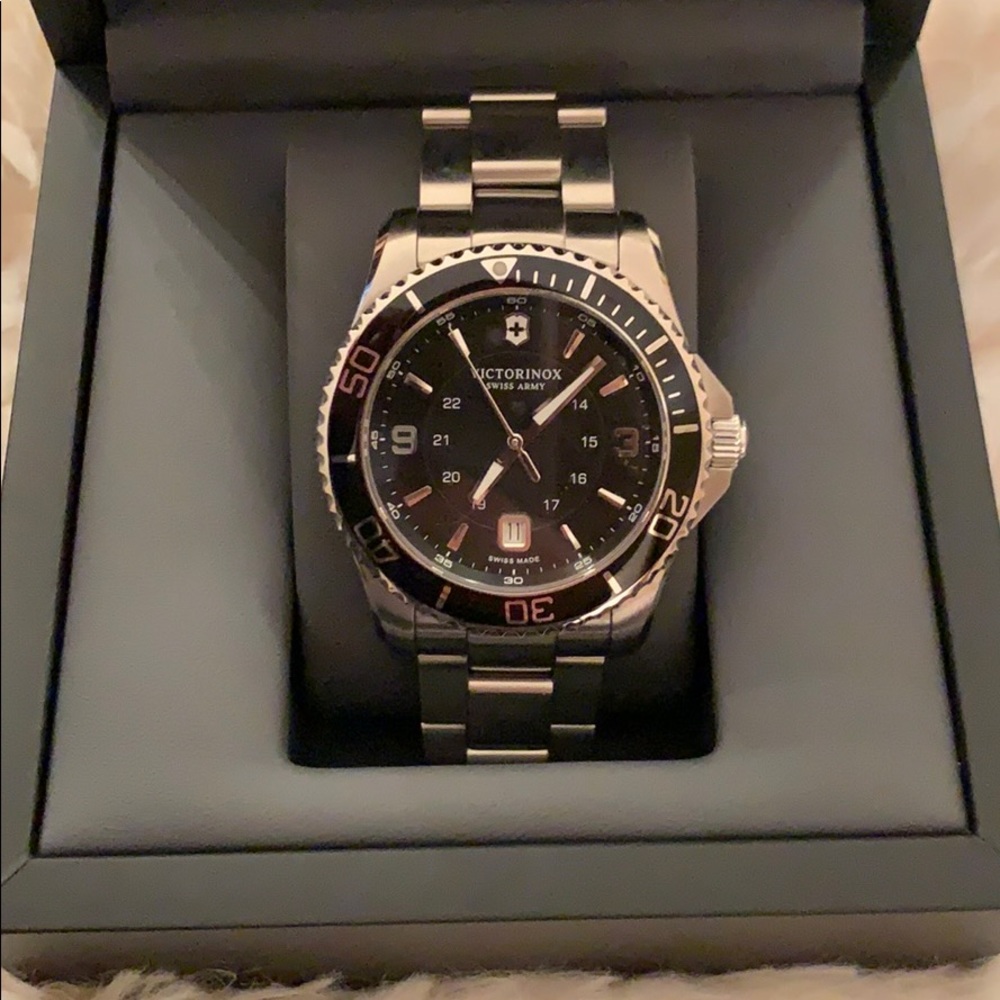 Victorinox Swiss Army Men's Maverick Bracelet